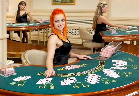 Blackjack Croupier Oranje Casino